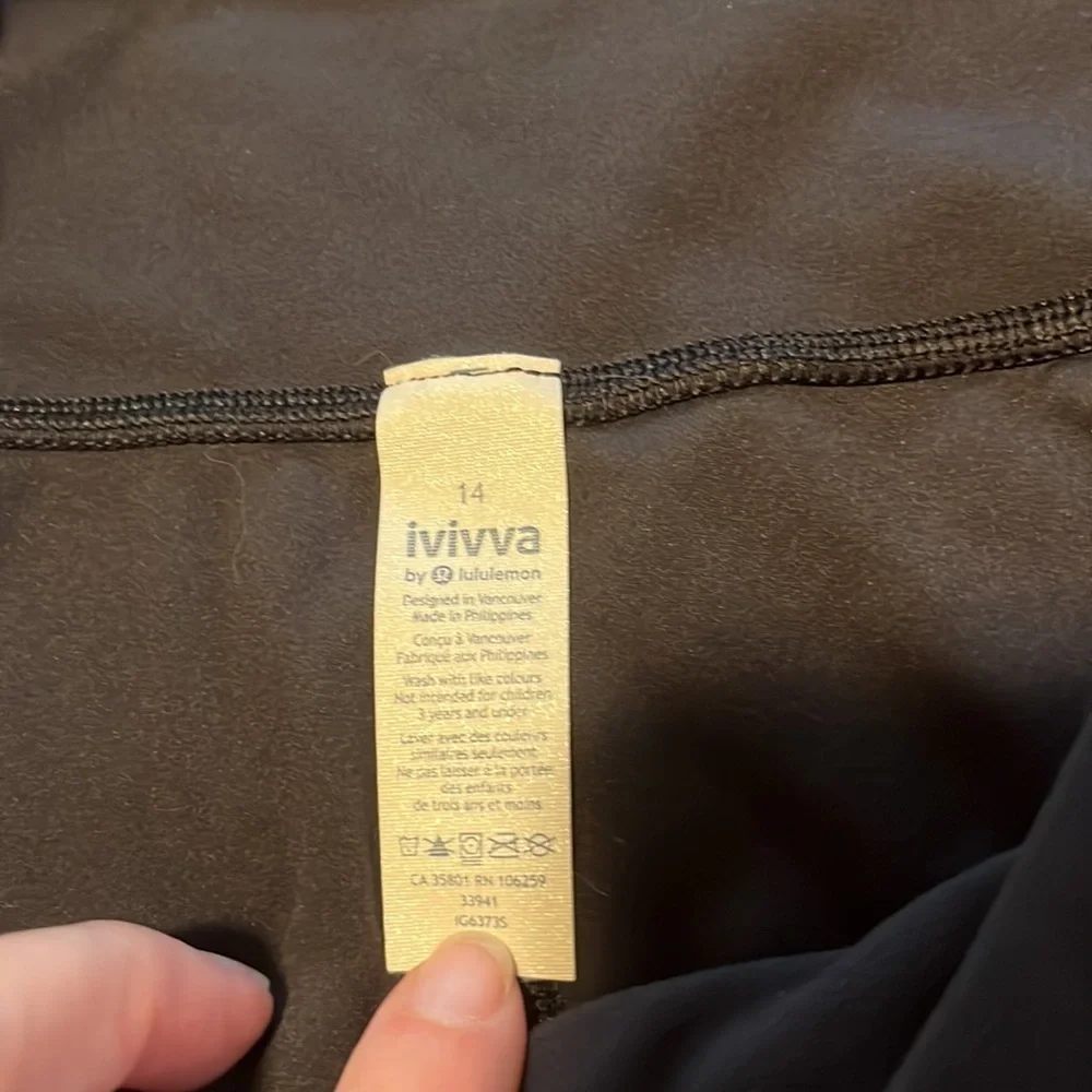 Ivivva girls black